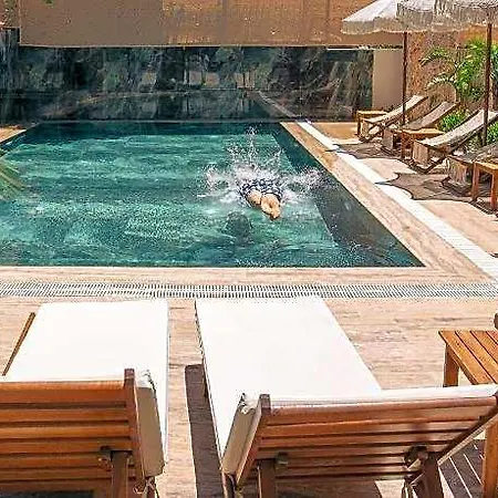 Los Suites 5*