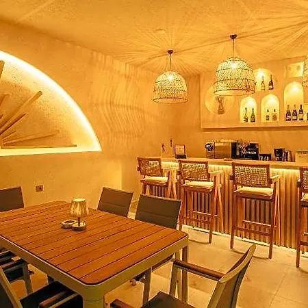 Los Suites فندق 5*